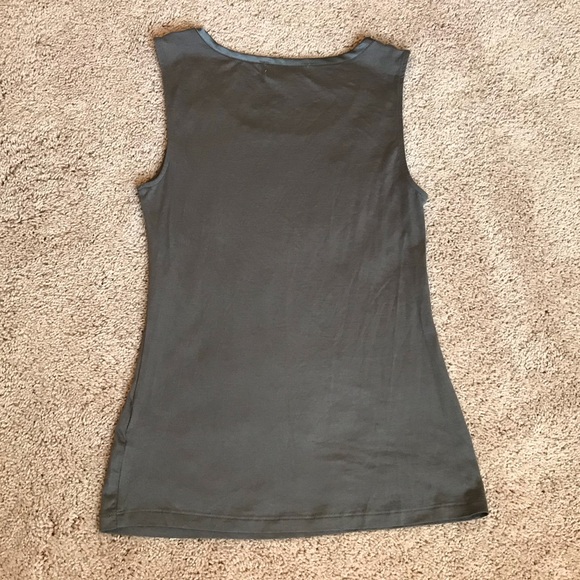 Tank - Picture 4 of 6